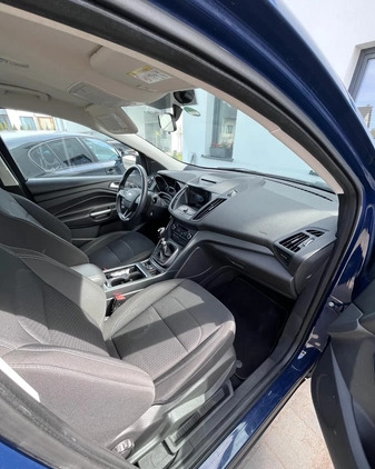 Ford Kuga cena 65900 przebieg: 152000, rok produkcji 2018 z Koszalin małe 56